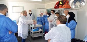 Lire la suite à propos de l’article تكوين الطاقم الطبي لإنافور على إستخراج العينة لفحوصات البي سي أر